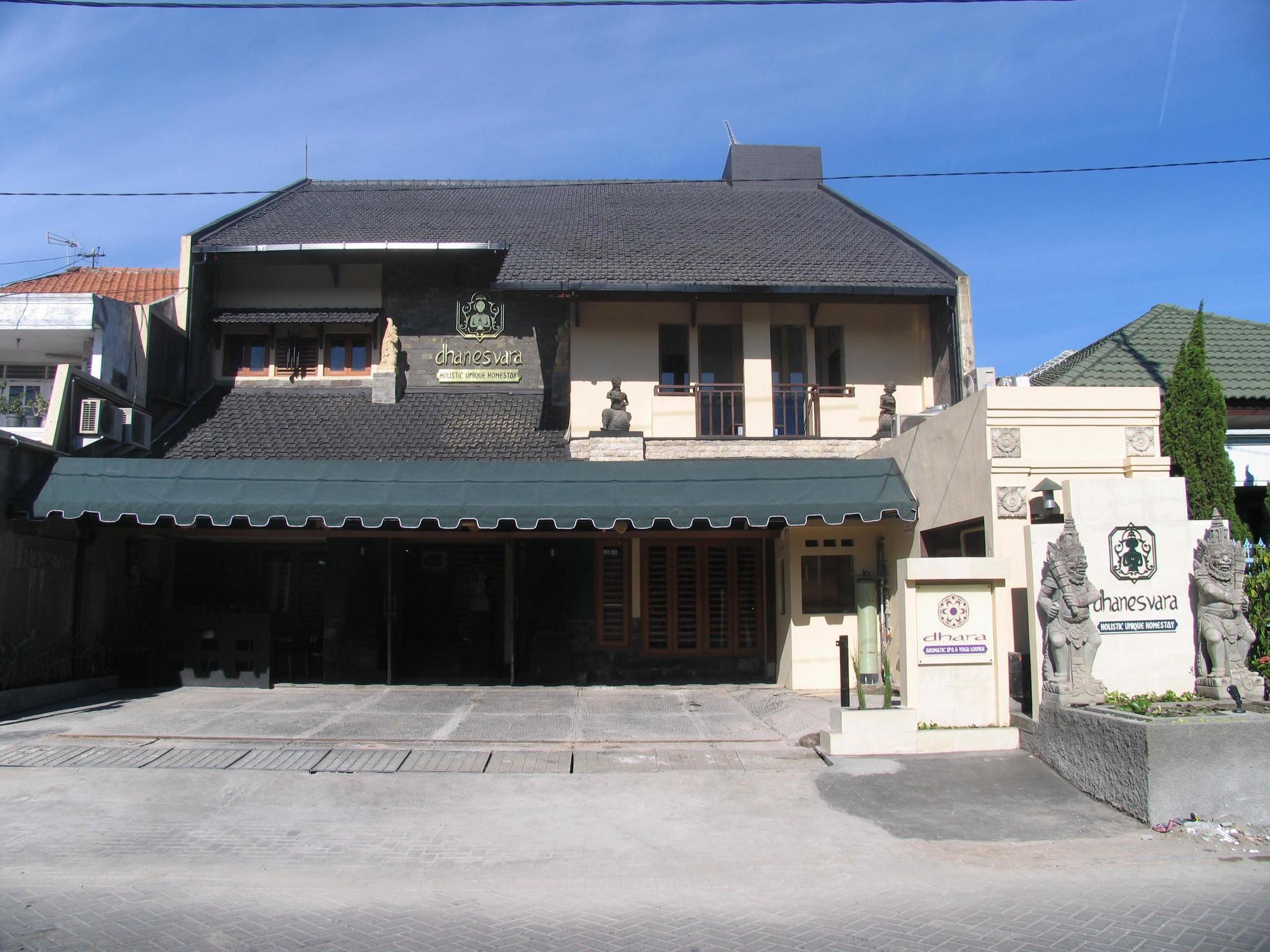 Dhanesvara Holistic Unique Homestay Wonotjolo Esterno foto