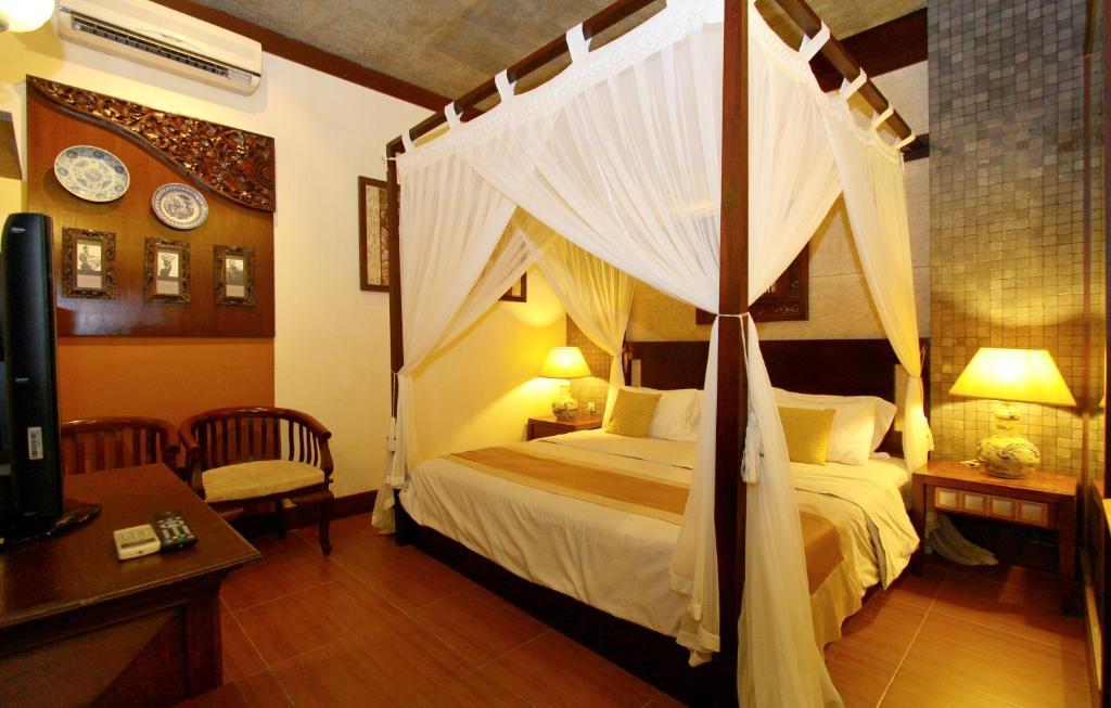 Dhanesvara Holistic Unique Homestay Wonotjolo Esterno foto