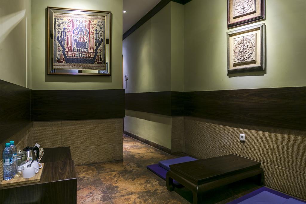 Dhanesvara Holistic Unique Homestay Wonotjolo Esterno foto