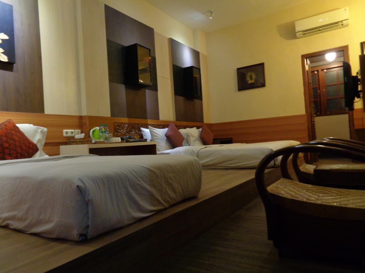 Dhanesvara Holistic Unique Homestay Wonotjolo Esterno foto