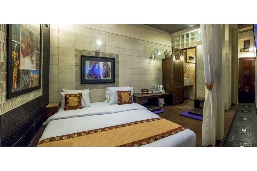 Dhanesvara Holistic Unique Homestay Wonotjolo Esterno foto